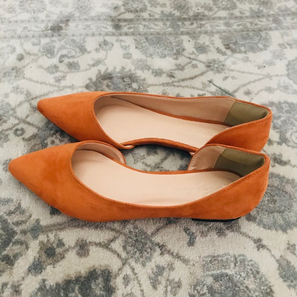 SHEIN Brown Pointed Toe Flat